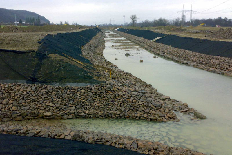 Referenčné stavby / Nováky - otvárka 11. ťažobného úseku - povrch - foto Referenčné stavby / Nováky - otvárka 11. ťažobného úseku - povrch - foto