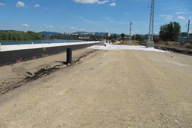 Referenčné stavby / ŽSR Púchov - Považská Teplá - foto Referenčné stavby / ŽSR Púchov - Považská Teplá - foto