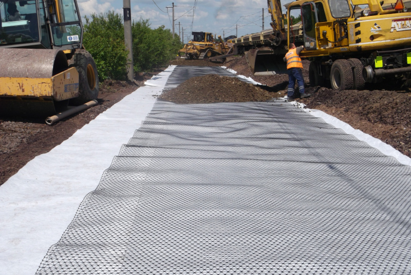 Referenčné stavby / ŽSR Maťovce, predĺženie koľaje a KR výhybiek s úpravou ŽZ - foto Referenčné stavby / ŽSR Maťovce, predĺženie koľaje a KR výhybiek s úpravou ŽZ - foto