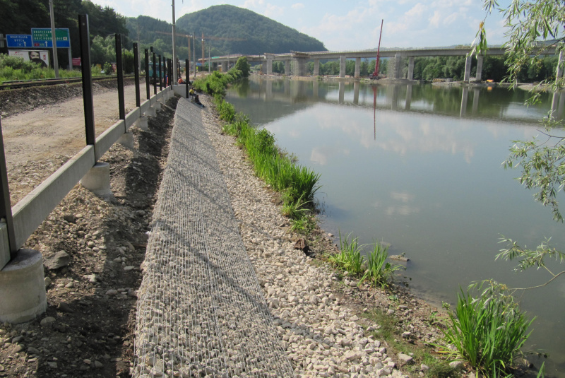 Referenčné stavby / ŽSR Považská Teplá - Žilina, SO 52.32.02 - foto Referenčné stavby / ŽSR Považská Teplá - Žilina, SO 52.32.02 - foto