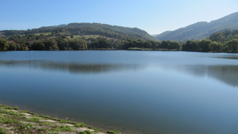 Geofyzika / Kuchyňa – vodná nádrž - foto Geofyzika / Kuchyňa – vodná nádrž - foto