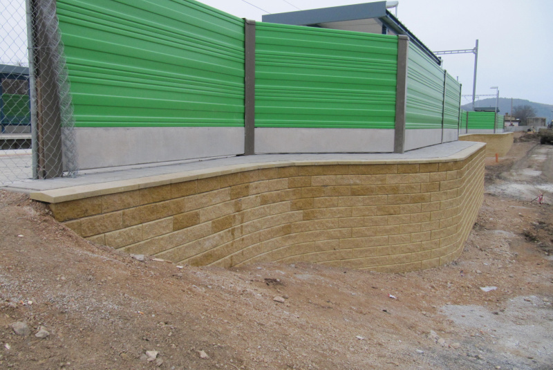 Referenčné stavby / ŽSR Zlatovce - Trenčianska Teplá, SO 32.32.04 - foto Referenčné stavby / ŽSR Zlatovce - Trenčianska Teplá, SO 32.32.04 - foto