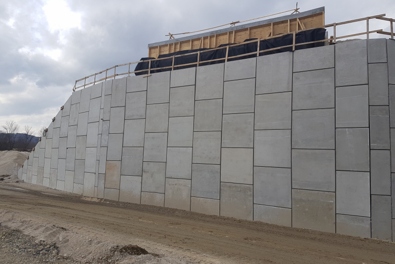 Referenčné stavby / ŽSR Púchov - Považská Teplá, SO 46.33.12 - foto Referenčné stavby / ŽSR Púchov - Považská Teplá, SO 46.33.12 - foto