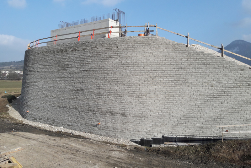 Referenčné stavby / ŽSR Púchov - Považská Teplá, SO 47.33.11 - foto Referenčné stavby / ŽSR Púchov - Považská Teplá, SO 47.33.11 - foto