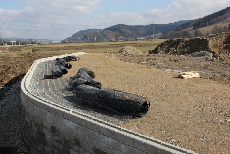 Referenčné stavby / ŽSR Považská Teplá - Žilina, SO 48.33.16 - foto Referenčné stavby / ŽSR Považská Teplá - Žilina, SO 48.33.16 - foto
