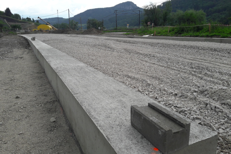 Referenčné stavby / ŽSR Púchov - Považská Teplá, SO 44.33.03 - foto Referenčné stavby / ŽSR Púchov - Považská Teplá, SO 44.33.03 - foto