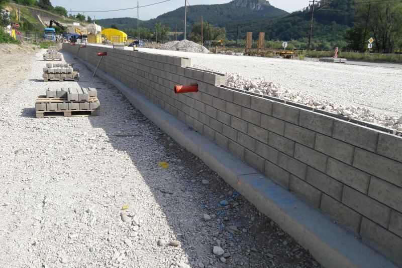 Referenčné stavby / ŽSR Púchov - Považská Teplá, SO 44.33.03 - foto Referenčné stavby / ŽSR Púchov - Považská Teplá, SO 44.33.03 - foto