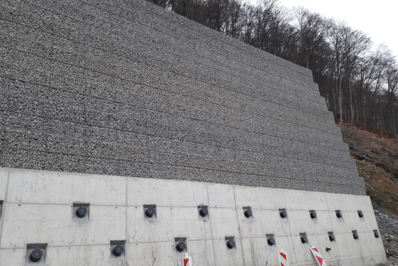 Referenčné stavby / ŽSR Púchov - Považská Teplá, SO 44.38.08 - foto Referenčné stavby / ŽSR Púchov - Považská Teplá, SO 44.38.08 - foto