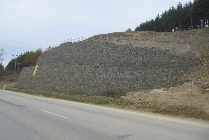 Referenčné stavby / D1 Fričovce - Svinia, SO 208 - foto Referenčné stavby / D1 Fričovce - Svinia, SO 208 - foto