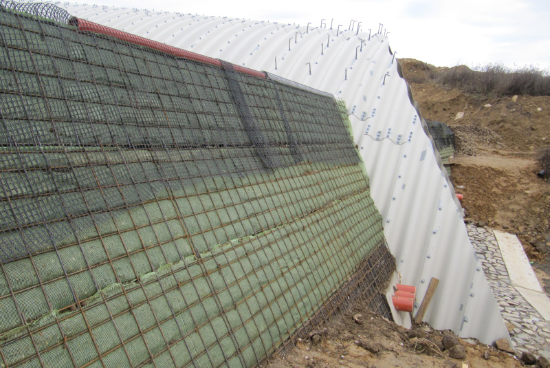 Referenčné stavby / D1 Fričovce - Svinia, SO 205 - foto Referenčné stavby / D1 Fričovce - Svinia, SO 205 - foto