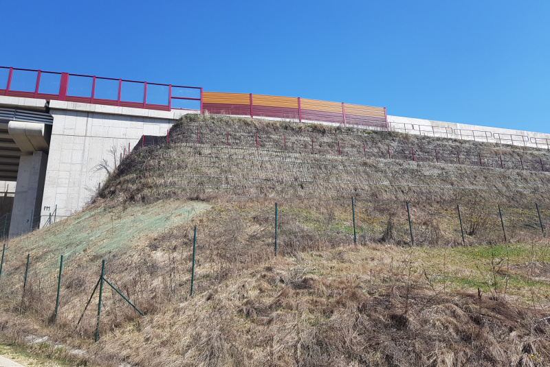 Referenčné stavby / D1 Fričovce - Svinia, SO 100, úsek 6b - foto Referenčné stavby / D1 Fričovce - Svinia, SO 100, úsek 6b - foto