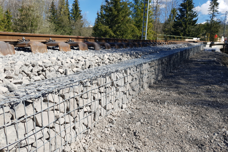 Referenčné stavby / Rekonštrukcia ozubnice Štrba - Štrbské Pleso - foto Referenčné stavby / Rekonštrukcia ozubnice Štrba - Štrbské Pleso - foto