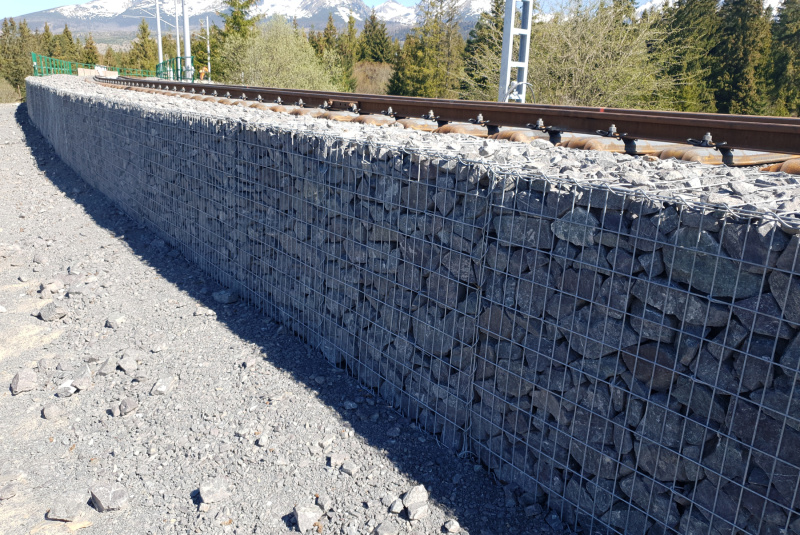 Referenčné stavby / Rekonštrukcia ozubnice Štrba - Štrbské Pleso - foto Referenčné stavby / Rekonštrukcia ozubnice Štrba - Štrbské Pleso - foto